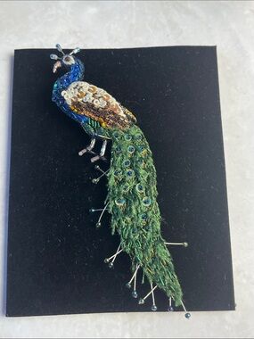 Jewelled Peacock Brooch | Trovelore